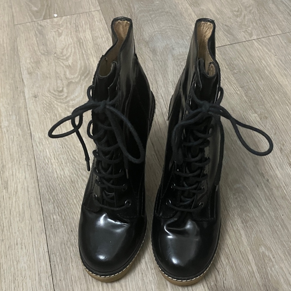 L.A.M.B. Black High Heel Boots Size: 7.5 - Picture 4 of 6